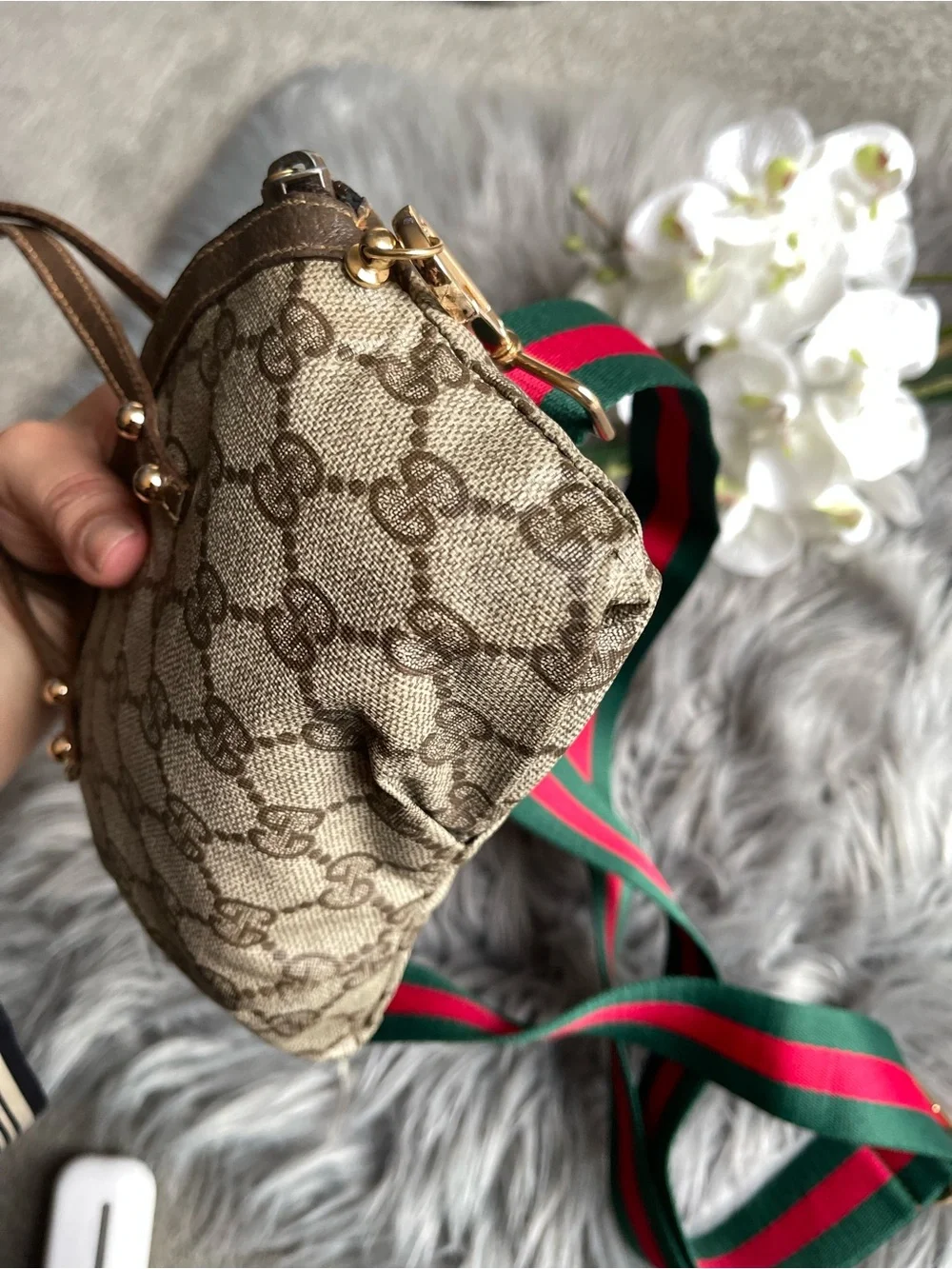 Authentic Gucci vintage GG canvas mini accesory pouch bag 014.89.0032